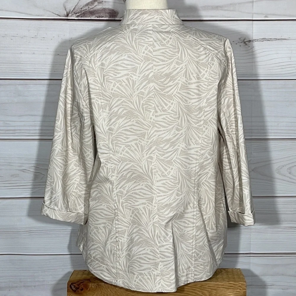 Chico’s NWT Perfect Stretch Palm Print Jacket Size Large/12/Chico’s 2